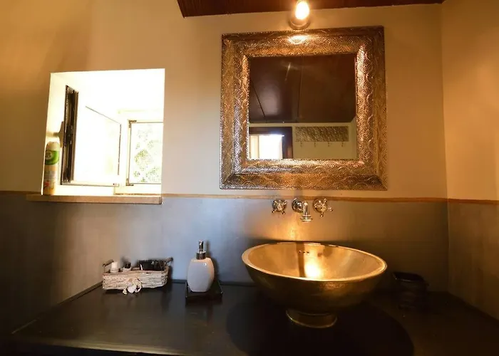 Апартаменты Trastevere Charming Romantic Loft By Yourhost *